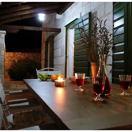 וילה Kate - Three Bedroom *
